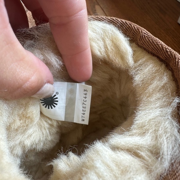 UGG Classic Mini II Boots - Picture 7 of 14